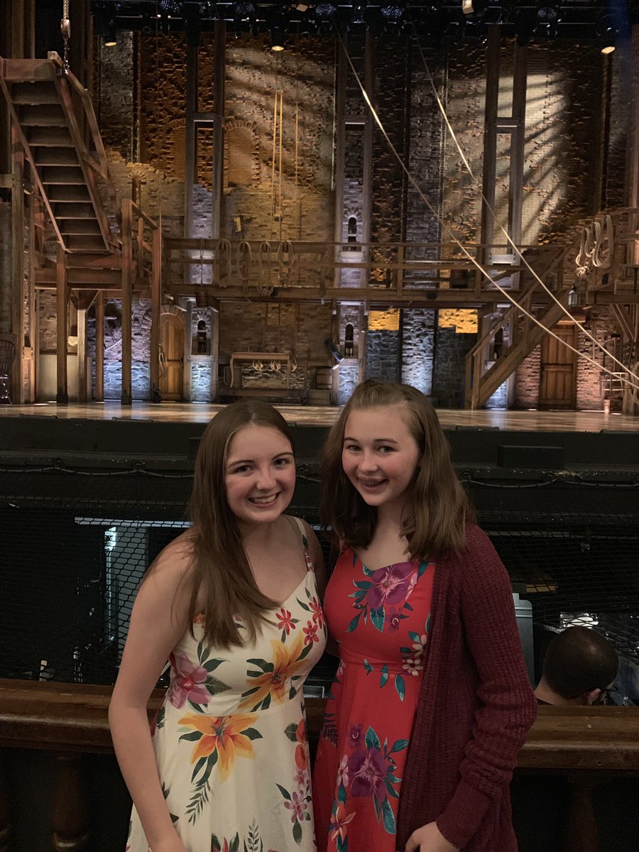 Wdymkatie's tweet photo. when your sister tells you she won the hamilton lottery and the next thing you know you’re driving 5 hours to memphis to find out you’re in the front row🤩 @HamiltonMusical  #philiptour https://t.co/akW7JbVXaT