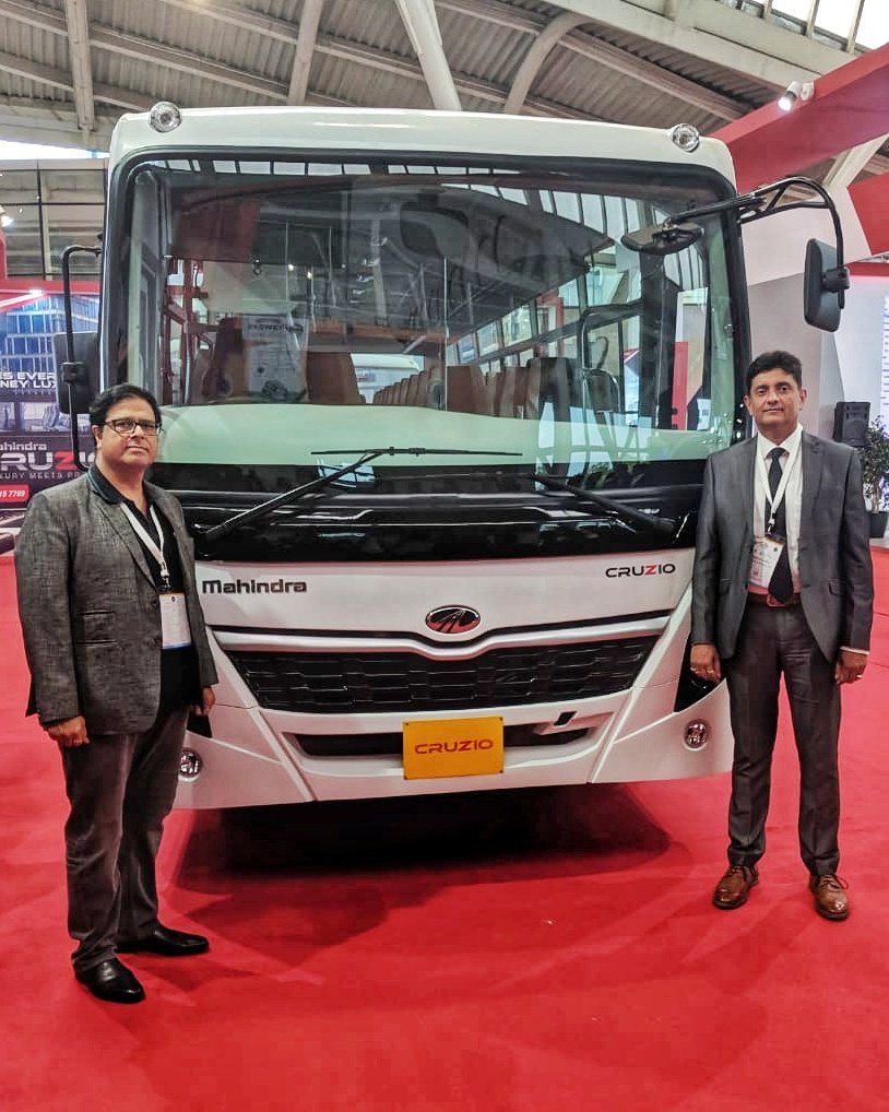 MahindraTrukBus's tweet image. The all-new #MahindraCRUZIO unveiled at @prawaas2019. #MahindraTruckAndBus #Prawaas2019 @anandmahindra @GoenkaPk @RajanWadhera1 @AnuragDubey303 @vinod_sahay @drvenkatsriniv1 @MahindraRise
