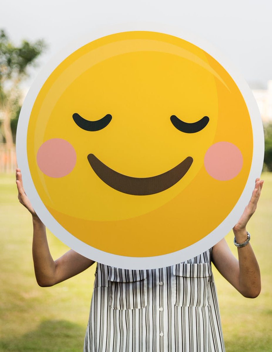 mrsnataliebrown's tweet photo. 10 top tips for living a happier life: there are some great ideas here from @kylie_blogs 😊 https://t.co/Zhy249PdPD #ablogginggoodtime @mummyinatutu #ThursdayThoughts https://t.co/DLH2SD62Sr