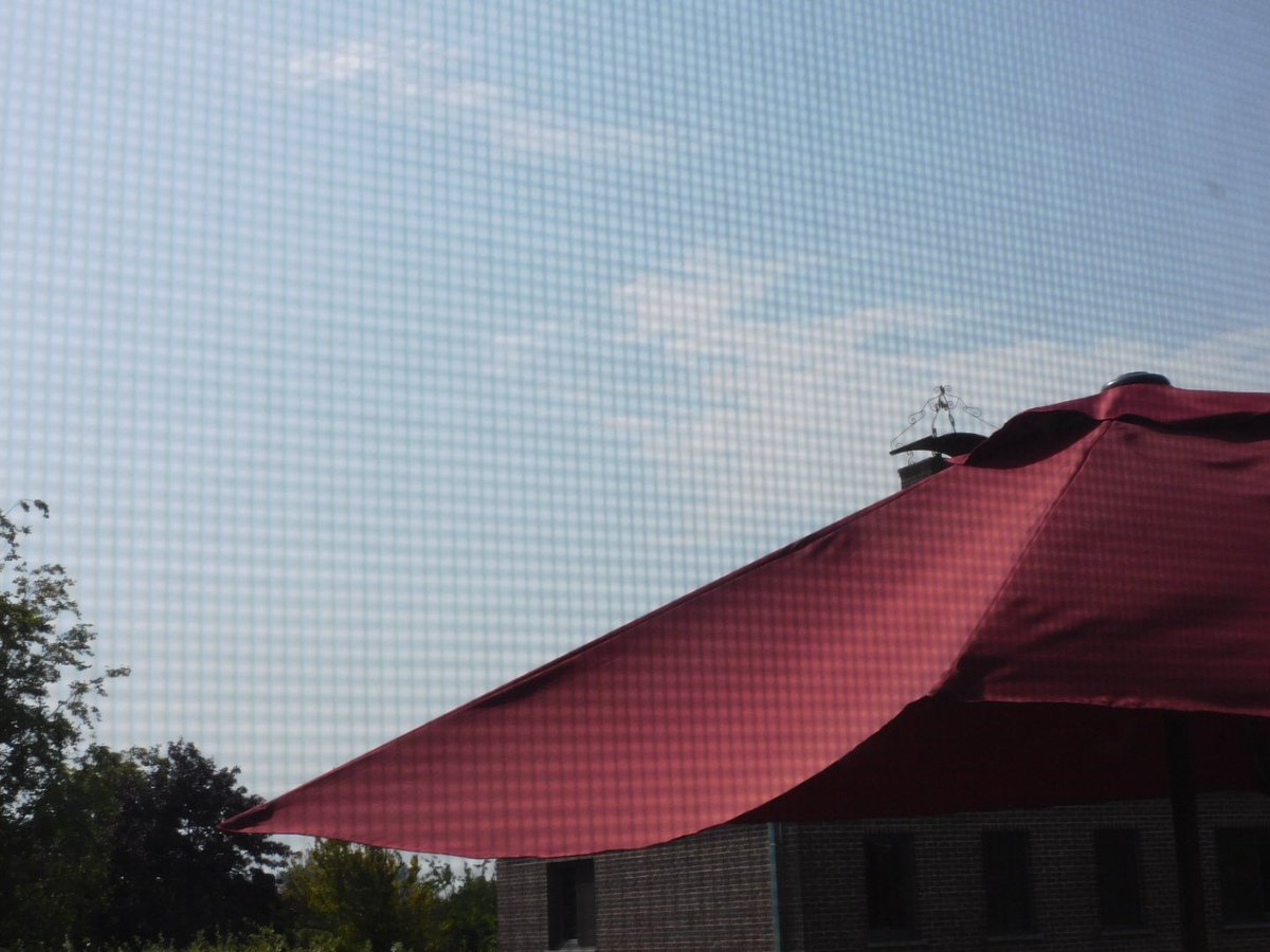 #vrtweer ⁦<a href="/frankdeboosere/">Frank Deboosere</a>⁩ ⁦<a href="/sabinehagedoren/">Sabine Hagedoren</a>⁩ ⁦<a href="/meteoBram/">Bram Verbruggen</a>⁩  Leeuwergem 25 juli 2019 zou dit het begin van het einde zijn