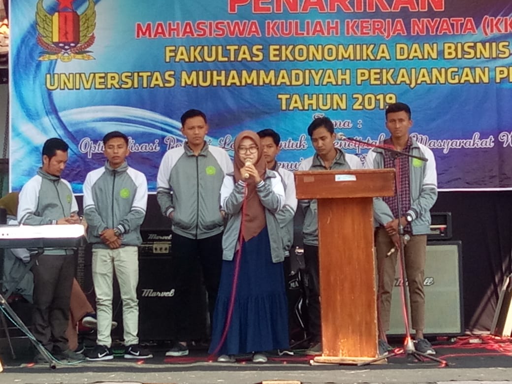 FebUmpp's tweet image. Penarikan Mahasiswa Kuliah Kerja Nyata Fakultas Ekonomika dan Bisnis Universitas Muhammadiyah Pekajangan Pekalongan (FEB UMPP) &quot; Optimalisasi Potensi Lokal dalam Menciptakan Masyarakat yang Mandiri&quot;.

 #kknfebumpp2019 #penarikankkn #alhamdulillah #febumpp #umpp