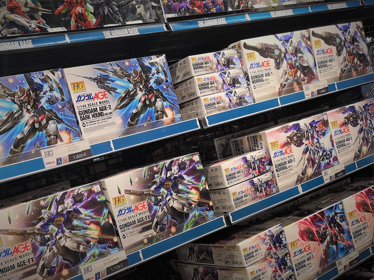 The Gundam Base 再入荷のお知らせ 本日 機動戦士ガンダムageシリーズより 多数のガンプラが再入荷 人気のダークハウンドやage Fxもございます この機会をお見逃しなく Gundambasetokyo