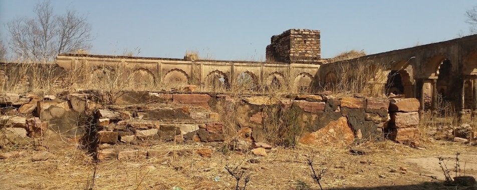 Dr_IR_Karkare's tweet photo. #Deogadh #Devgadh #Deogarh #Devgarh fort
@FortsIndian https://t.co/fn5t6RxYrY