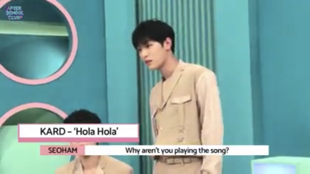 @arirang_ASC Omg when Seoham got the right answer for KARD and he was like “why aren’t you playing the song yet?” I LAUGHED SO HARD HAHAHA Seoham is KARD’s #1 fan😂😂 #BehindASC #KNK_ASC