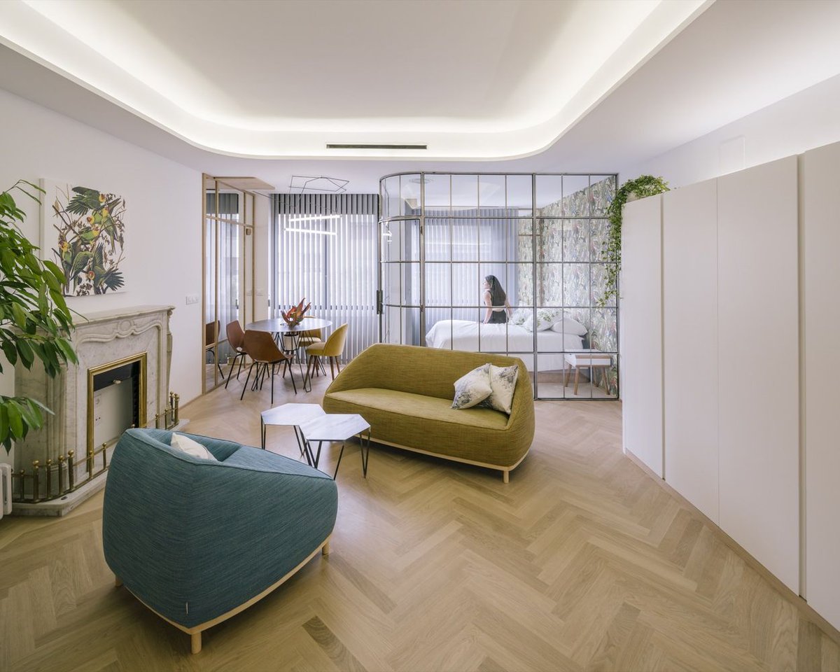 homeditcom's tweet image. Luxury Madrid Apartment Designed By architects at Fast and Furious Production Office #interiordesign