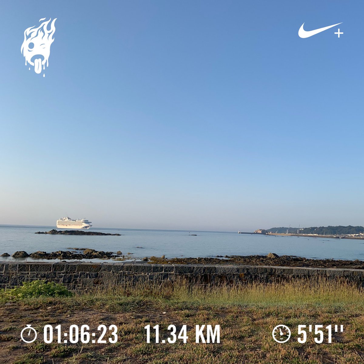 itsochibs's tweet image. Nice and easy in the heat ☀️☀️☀️ #HeatwaveRun #TeamHK #HatimireKumhanya