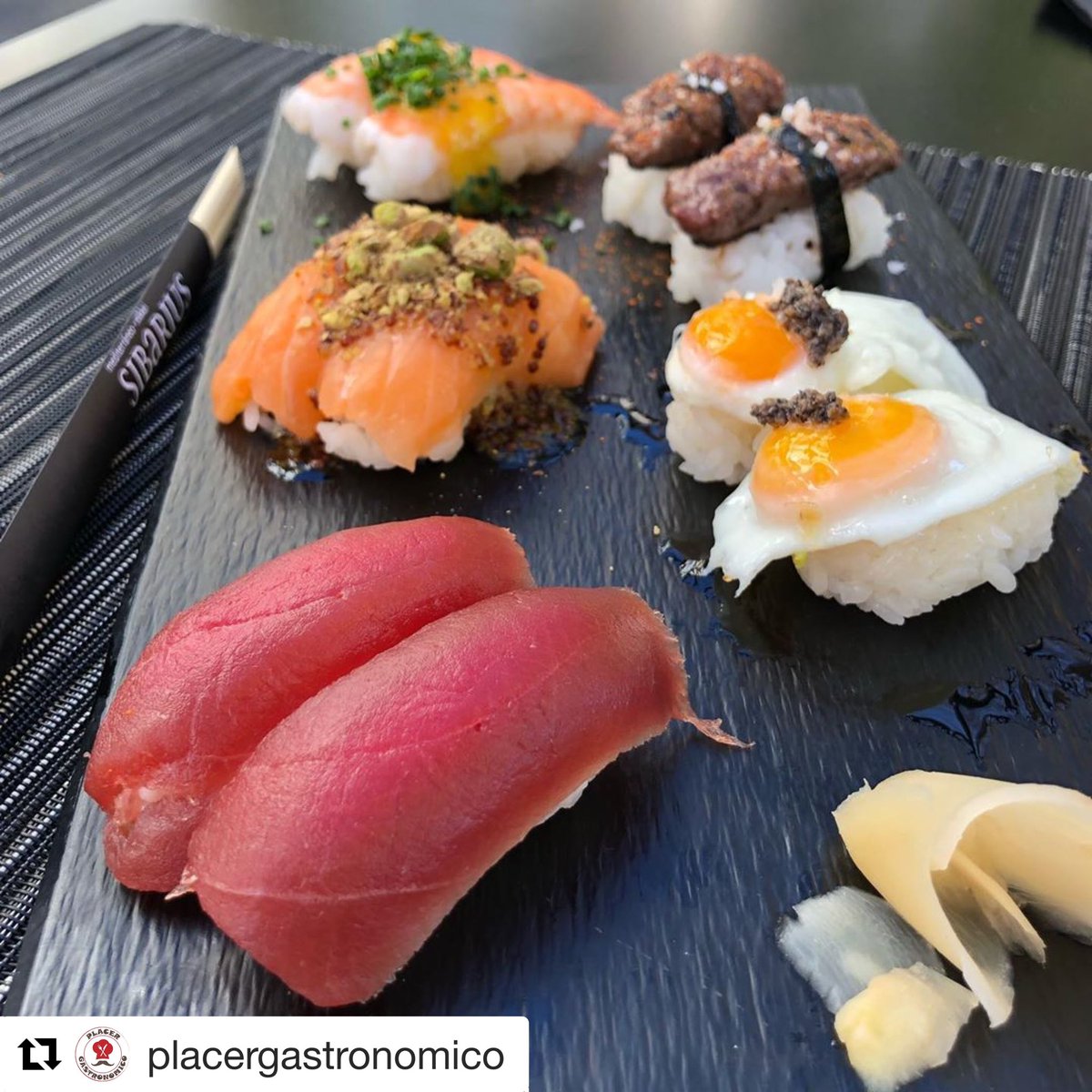 La última Gastro-Recomendación de @placergastronomico, nuestro Niguiri Variado.
#placergastronomico #granadaturismo #japanesefood #comecomidareal #experienciagastronomica #verano19 #gastroblog #sibarius #restaurantegranada #sushigranada #nikkeigranada #niguiri #niguiridewagyu
