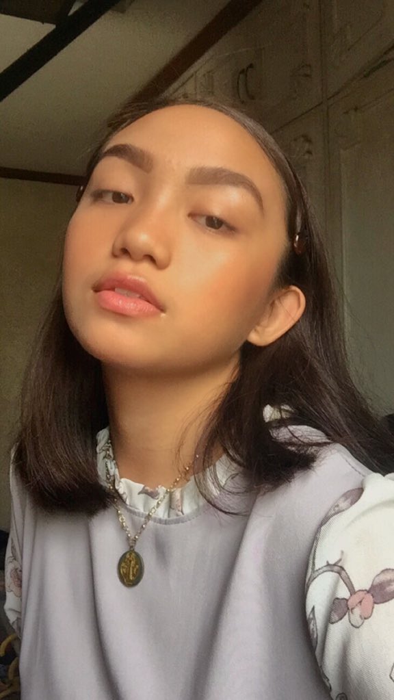 jacklynfernandz's tweet photo. so since I’m not your everything, how about I’ll be nothing https://t.co/cJrEh9Hvoz