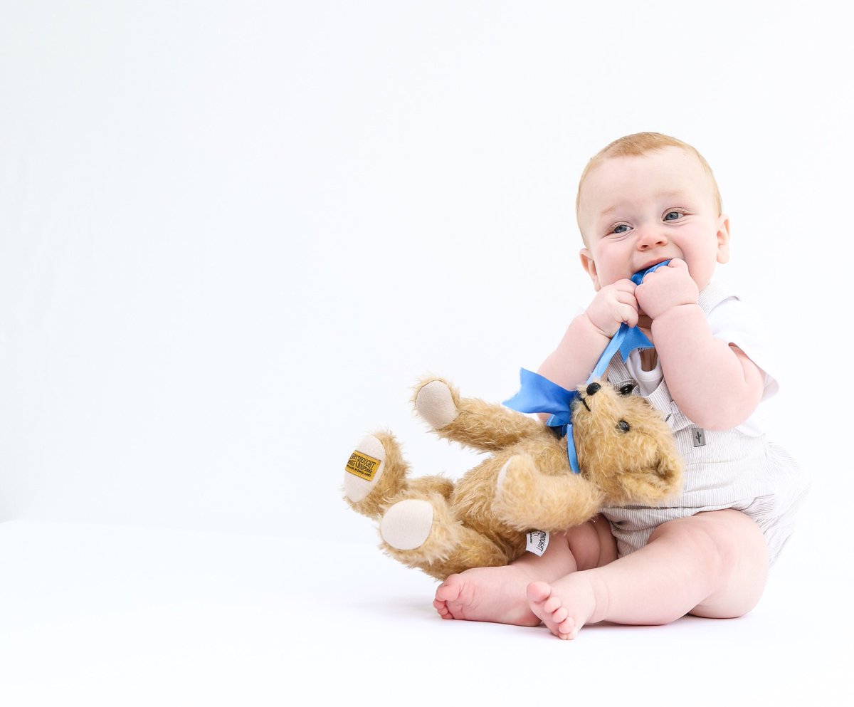 bobedge's tweet photo. Had a fabulous time with this special little man!  I think I may get into Baby photos? https://t.co/Kr7syALZX5