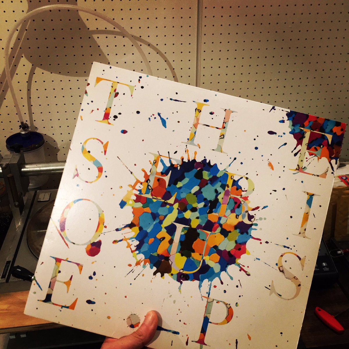 cutnrec's tweet photo. フォークとエレクトロニクスが融合した実験的な音楽で唯一無二の音楽を創り出すBibioの「The Serious EP」。シンガーOlivier St. Louisとコラボした爽やかなソウル／AOR作品は、この季節にぴったり。ソウル系音楽のカッティングでは、参考にしている1枚です。 #cutnrec #dubplate #bibio https://t.co/zLwfciKsv7