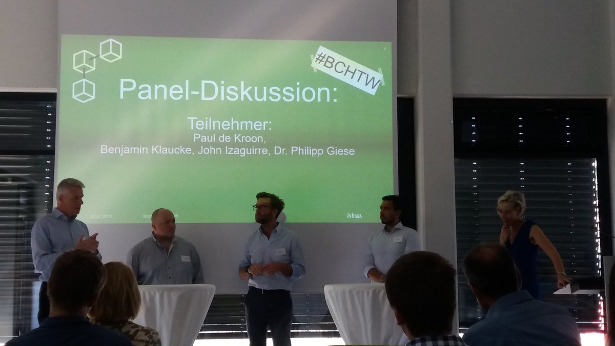 ClaudiaWittwer's tweet photo. Blockchain Konferenz an der HTW in Berlin - ein Tag voller spannender Vorträge, Panels und Projekte, initiiert von Prof. Katarina Adam #BCHTW @008Katarina #Blockchain https://t.co/fpGtZYAnNL