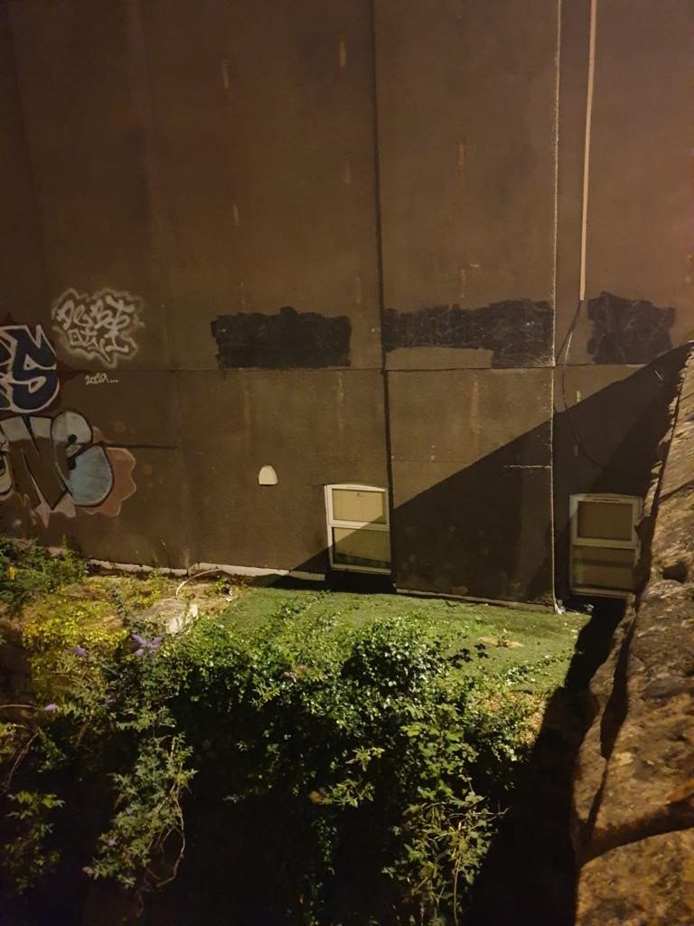 Removal early hours on Sunday morning of life expired advertising panel over railway track under a track possession and road closure in Bristol. #ooh #billboards #adverts #adverting #outdoor #logistics #outdoorlogistics #banner #london #uk #outofhomeadvertising #outdoormedia