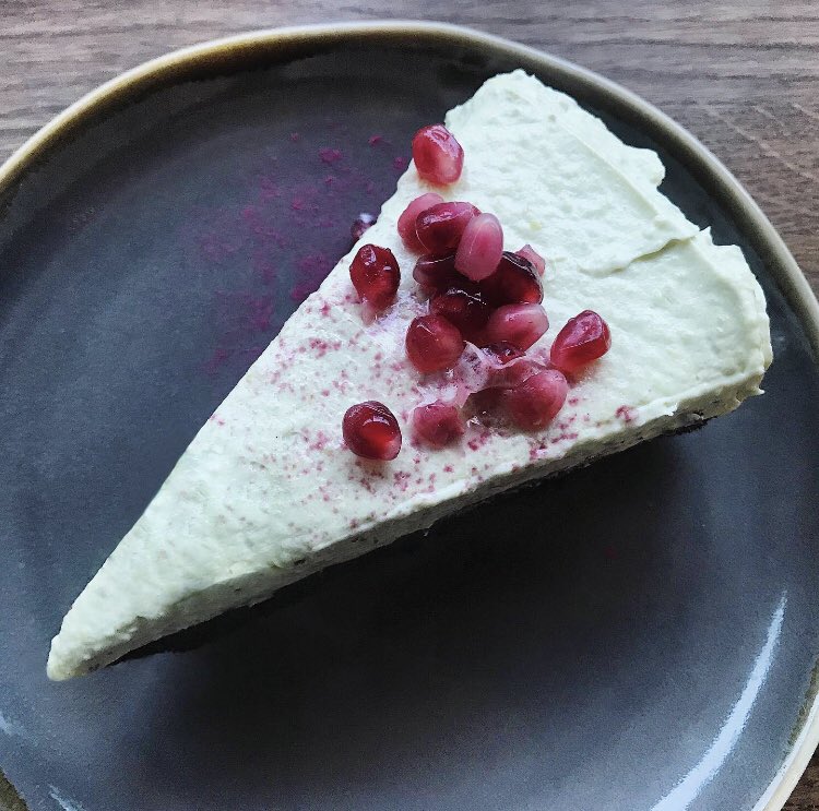 nmotions's tweet photo. There are so many plantbased food inspirations out there 😍 I love plantbased food and for me, there is absolutely no need to torment and kill animals for seconds of 'taste'. Look at this yummiiii cake 🍰😍🤤
https://t.co/RY54uWON9l https://t.co/AlSYzs6xIG