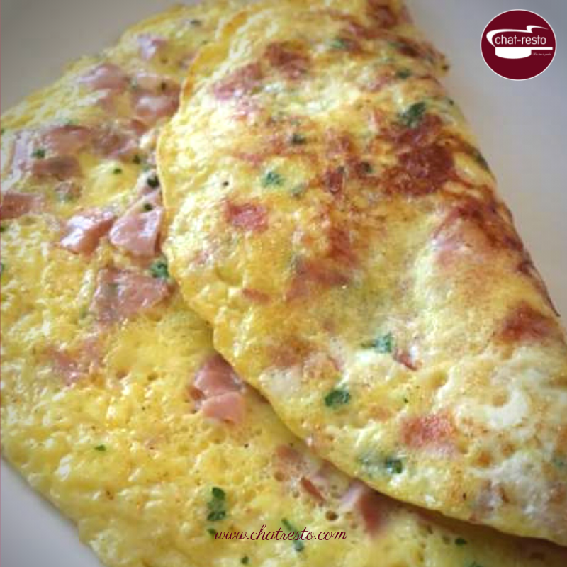 ChatResto_'s tweet photo. Faites-vous plaisir ce matin avec notre Omelette au jambon au montant de 2 490 francs 😋😋😋, commandez au 06 546 8181 / 05 396 4747 et bénéficiez d'une livraison gratuite. 

Chat-Resto les goûts du monde chez vous ! https://t.co/MFTTAJzfDq