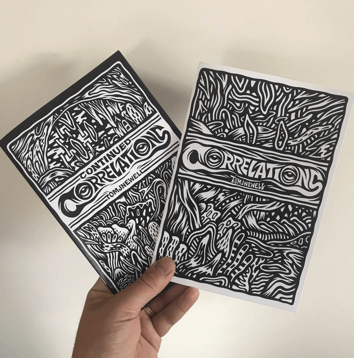 CM_Sheffield's tweet photo. If you're hoping to buy a copy of our Creative Mornings book, one of Tom's zines or an Endless Toil pencil. It is CASH ONLY.
Unfortunately, we cannot accept payment by card or hugs.
#creativemornings #cmsheffield #tomjnewell #endlesstoil #CMend https://t.co/HCXHJyQ2wT