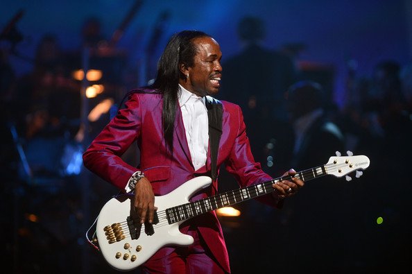 Happy Birthday to Earth, Wind and Fire bassist, Verdine White. You\re a real shining star! 