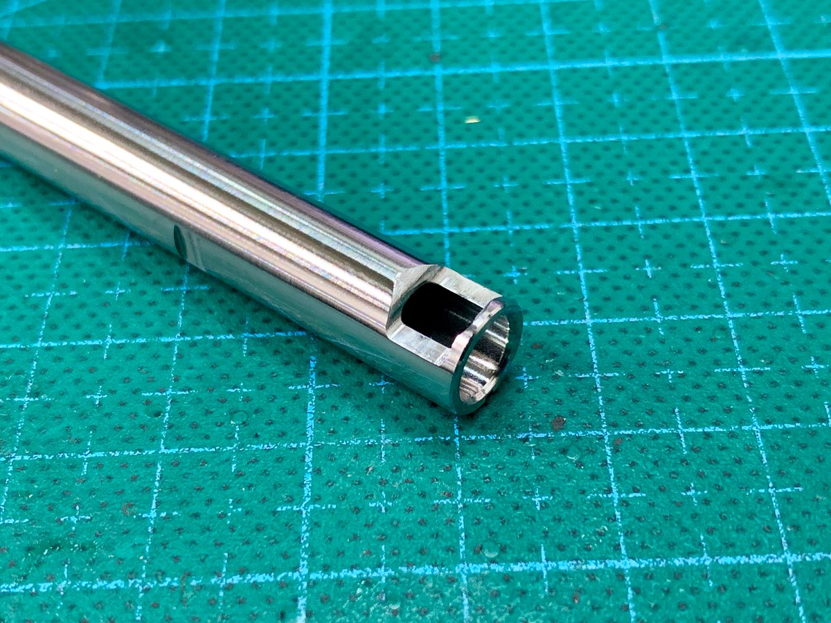 airsoft97_shop's tweet photo. Dragonシリーズ Komodoには飛鋭172mmがぴったりサイズ。
172mmという絶妙な長さはWILDHOG7”にも使用可能です。 https://t.co/i6kB6c2E8M