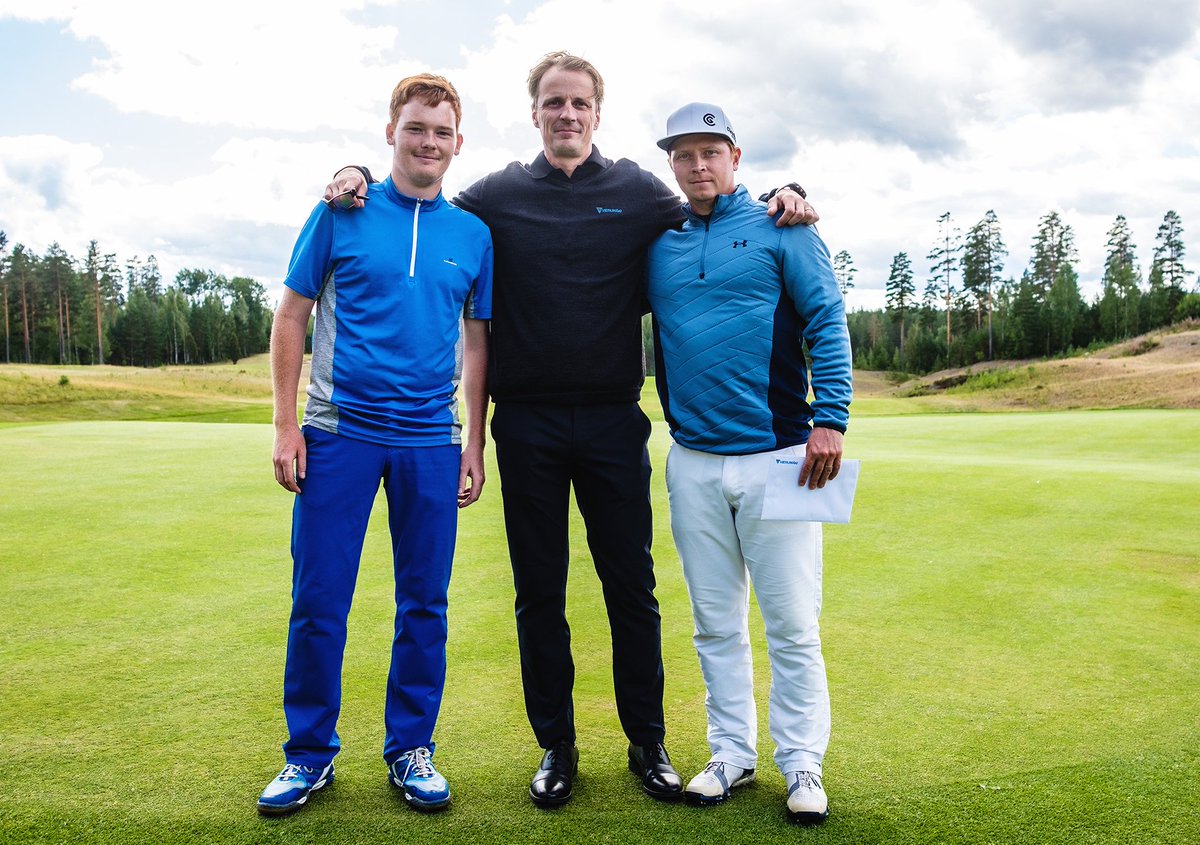 Kilpailuviikko polkaistaan käyntiin maanantaikarsinnalla. Ensimmäinen ryhmä lähtee matkaan kello 9. Linkki lähtöaikoihin alla. #VierumakiCT
vierumaki.fi…/golftap…/golfkilpailut-ja-tapahtumat…