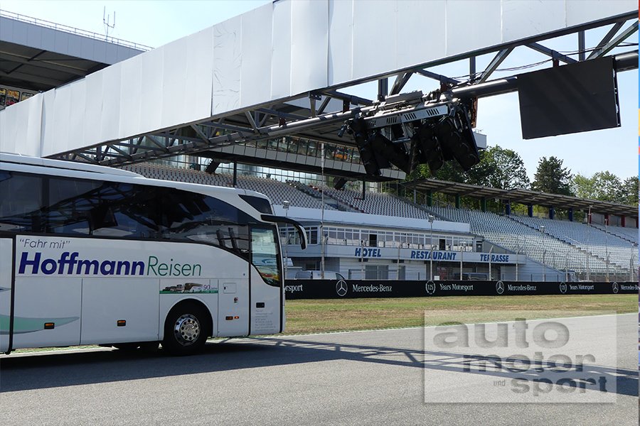 EAU0zi6XkAAdDSi?format=jpg&name=medium