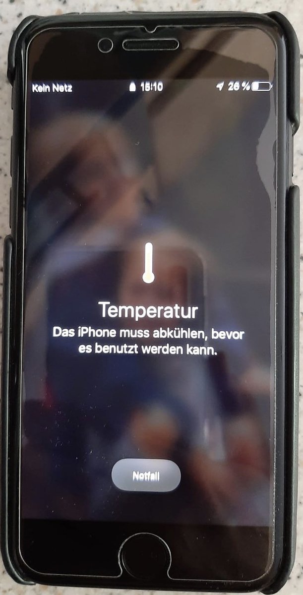 Obviously it is too hot in Germany and my iPhone strikes! Funny situation in a business phone conference ...