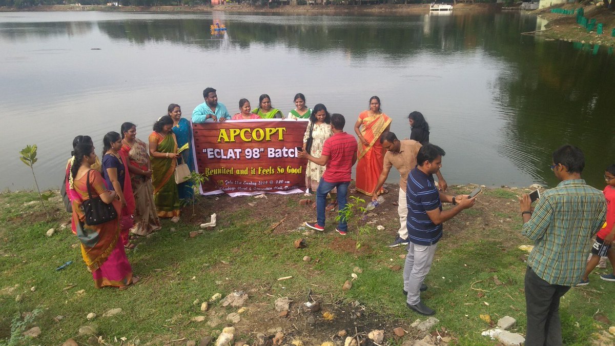 keeppondyclean's tweet photo. ELCAT 98” 1998 passed out student friends from Adhiparasakthi physiotherapy college, joined with us for plantation at Kanagan lake on this 21/07/2019. Beautifully spent time with beautiful minded people.Thanks to our volutneers for such event. https://t.co/w4pwrXrsPh