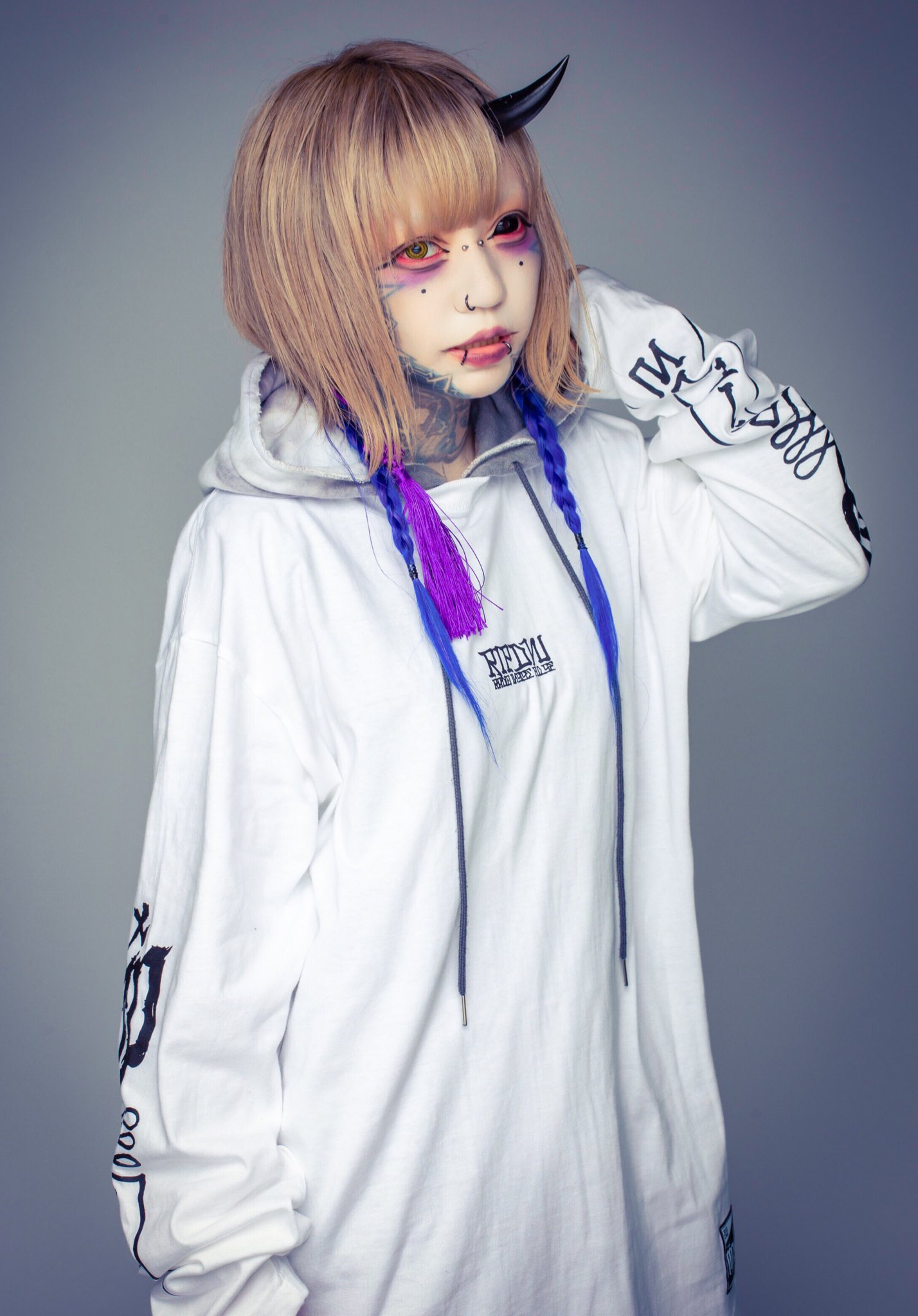 ちゃぴ。 Joie チャイルドシート チルト キャノピー付（フォギーグレー