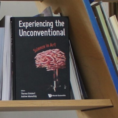 Our little selection of #summer readings 📚⛱
(with a coded message)
.
Experiencing the Unconventional
Science in Art / Theresa Schubert
World Scientific Publishing Co
<a href="/worldscientific/">World Scientific</a>
@teresaschubert
.
*
 ar
*
.
#stories
#science
#storytelling
#summer
#design
#scifi…