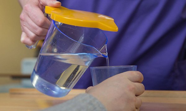 Hot??! How this simple idea can keep your patients hydrated <a href="/NhsHydr8/">Team Hydr8💧</a> #CheckYourJugs - student finalists in 2019 <a href="/rcni/">RCNi: the life-long learning partner for nurses</a> #rcniawards 
rcni.com/nursing-standa…
