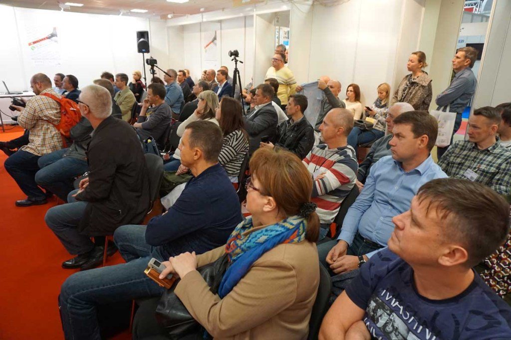 PressSpbRU's tweet photo. День текстильной печати на выставке «Реклама-2019» https://t.co/wWQT4OlUp9 https://t.co/r4czZuXBeH