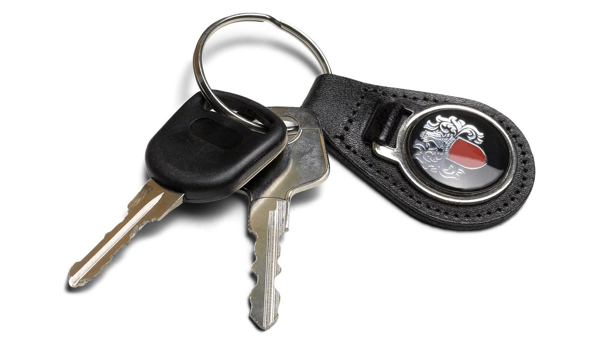 How to get you #carreplacement if lost. For more information at bit.ly/32MFGYJ 
#LeedsAutoLock