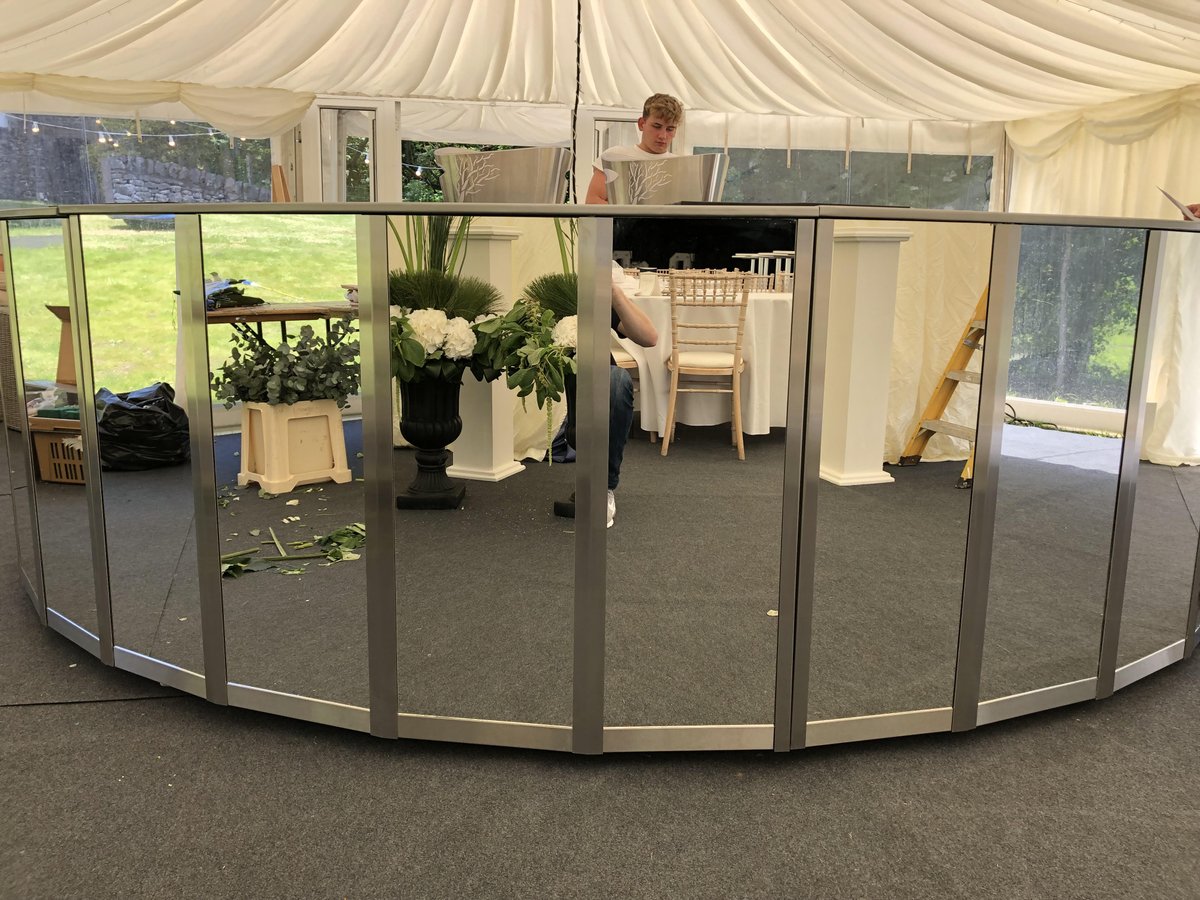 bars2you's tweet image. Check out our new 4m Mirrored Island Bar ready to hire out. Fore inf please contact hire@bars2you.co.uk #mobilebars #bars2you #islandbar #mirroredbar #barhire