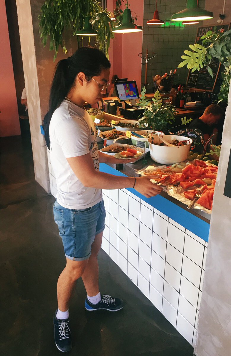 AleAleBe's tweet photo. Went to eat at #Liemi @TblastNguyen https://t.co/18dXVLGTKi