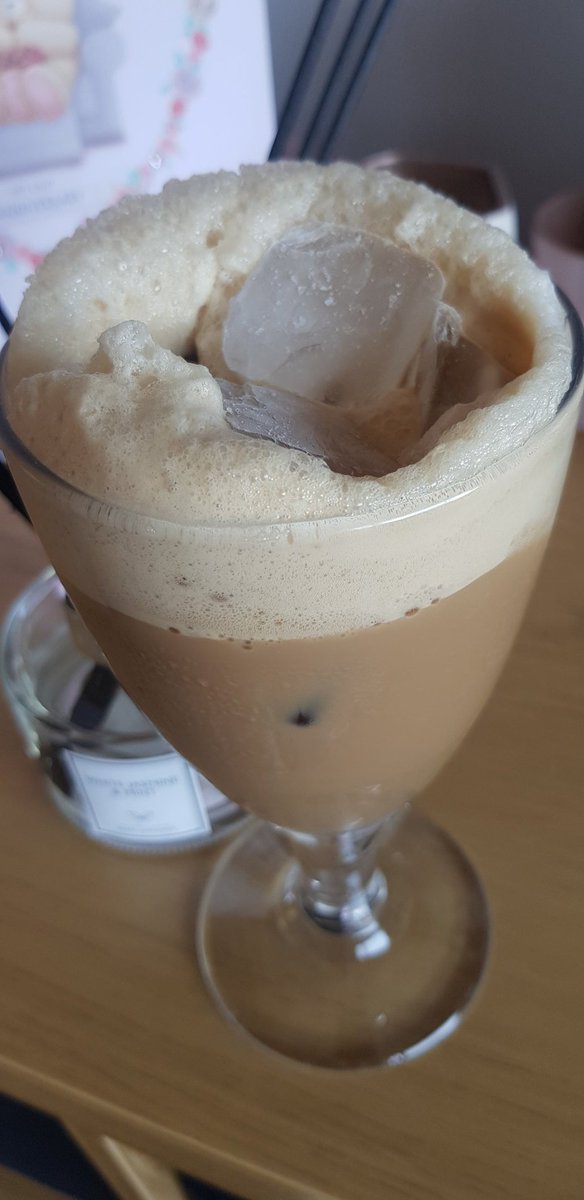 davidjhalls's tweet photo. It's an Iced Smart Coffee Kinda Day 😛💯💕

#SmartThursday♥️ https://t.co/8wz6t29Pq4