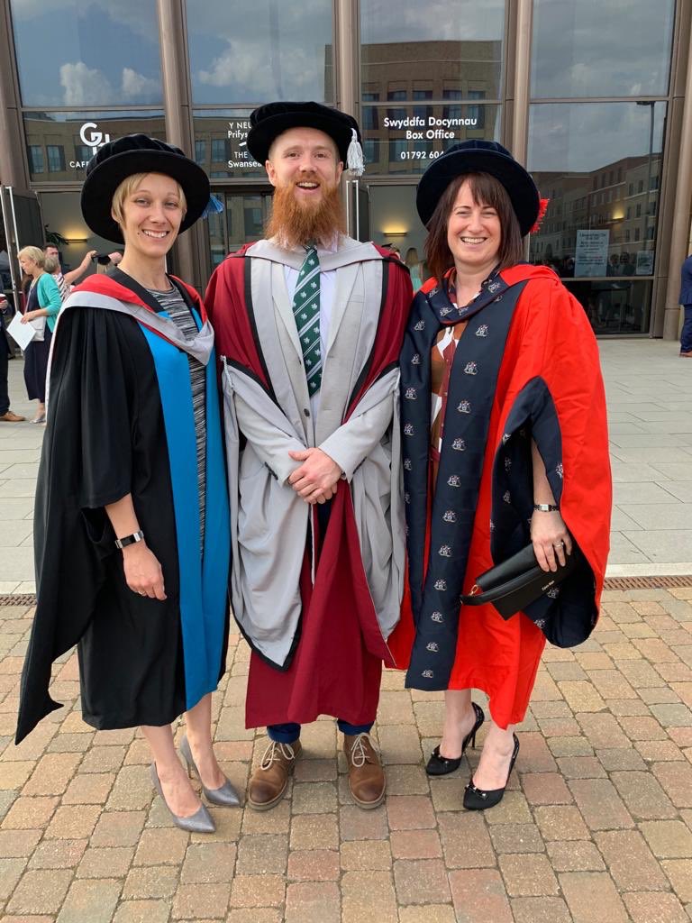 Kel_Mackintosh's tweet photo. Very proud to see Dr’s @SGMCrossley &amp; @RPOTyler graduate today from @SUSportsScience both with several high quality publications https://t.co/9YeZXmLjZa