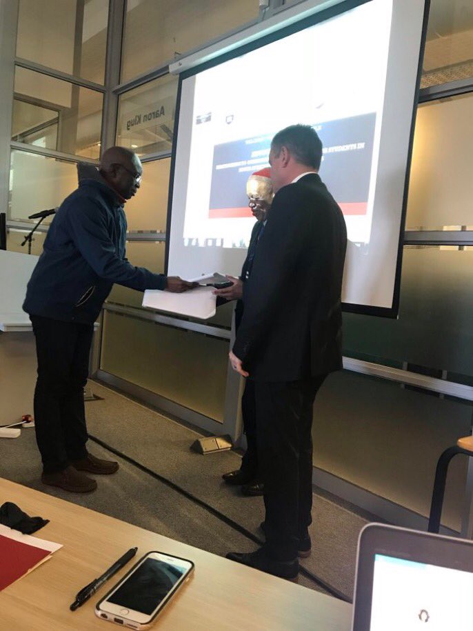 SAHRCommission's tweet photo. Commissioners Sibanyoni & Guam of the @SAHRCommission receiving a petition from the @UWC_DOI on proposed actions on the right to food, to which the SAHRC will respond. @FoodSecurity_za #endstudenthunger #feedourstudents. @YRamkissoon https://t.co/UPHMFgPEUE