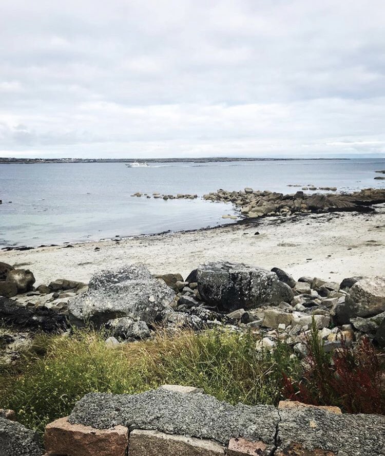 colchiarain's tweet photo. Tá na tránna gan sárú anseo sa Cheathrú Rua #Gaeltacht #LanaGaeltachta19 https://t.co/hprnUz5Mdt