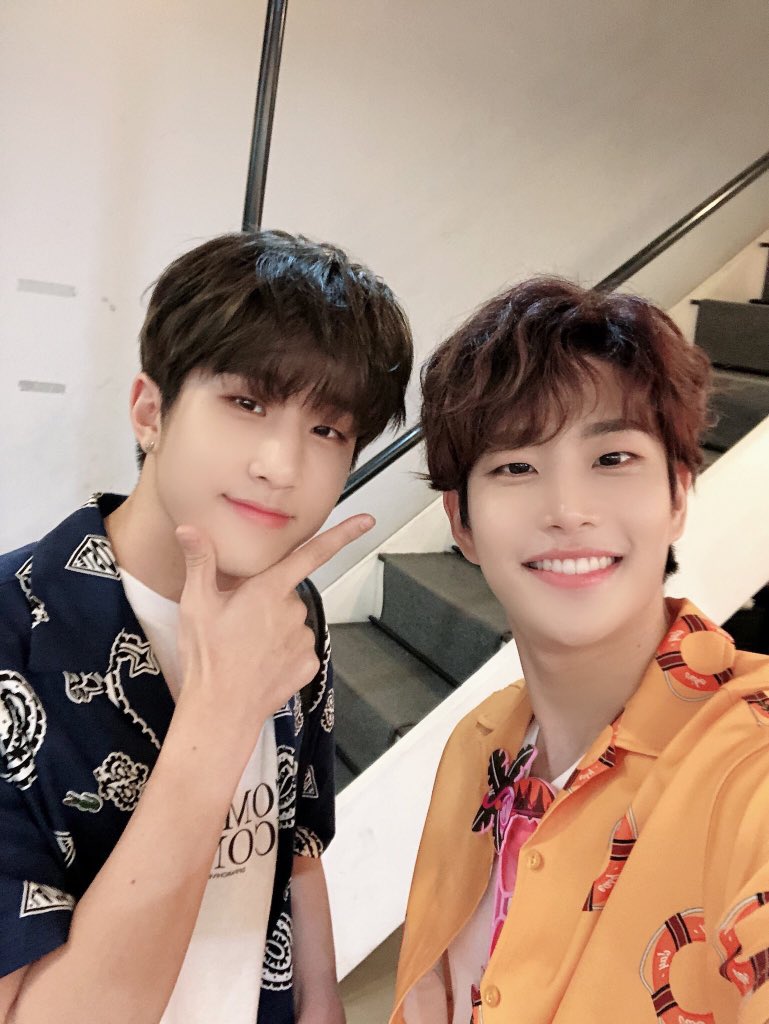 arohaitalia's tweet photo. [#MJ] Arohaaaa~~ Guardate Idol Radio live!!!💕
Scrittore MGiochiamo
#Aroha #Giocate #ConNoi https://t.co/lrzyrwYXKM