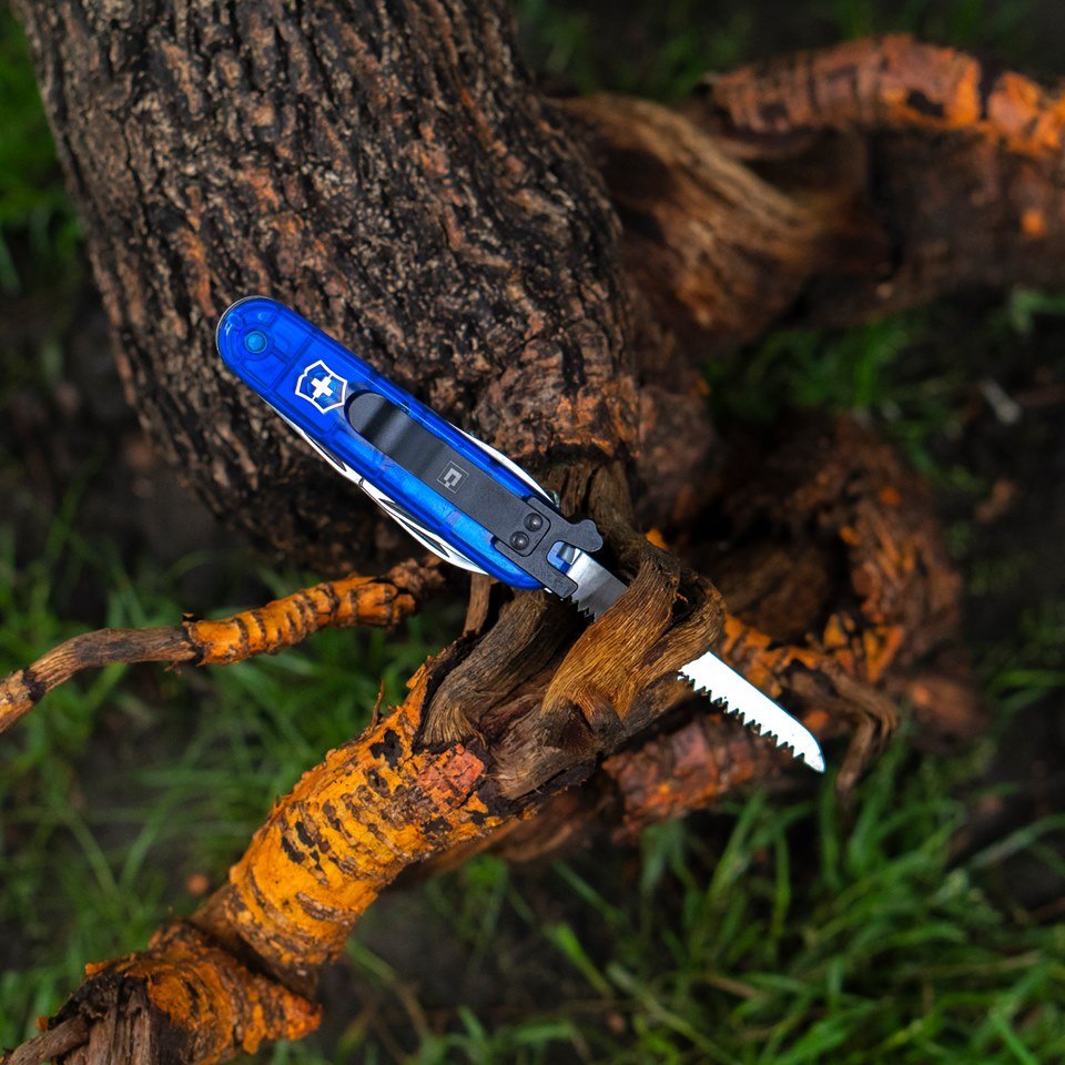 BigPrintPro1's tweet photo. Like the boyscouts always say, be prepared!
SwissQlip tip: Always bring a pocket knife to the beach, its great for cutting away fishing lines that have gotten tangled with swimmers.
#knifewnews #clipandcarry #statgear https://t.co/eONEznNTGj