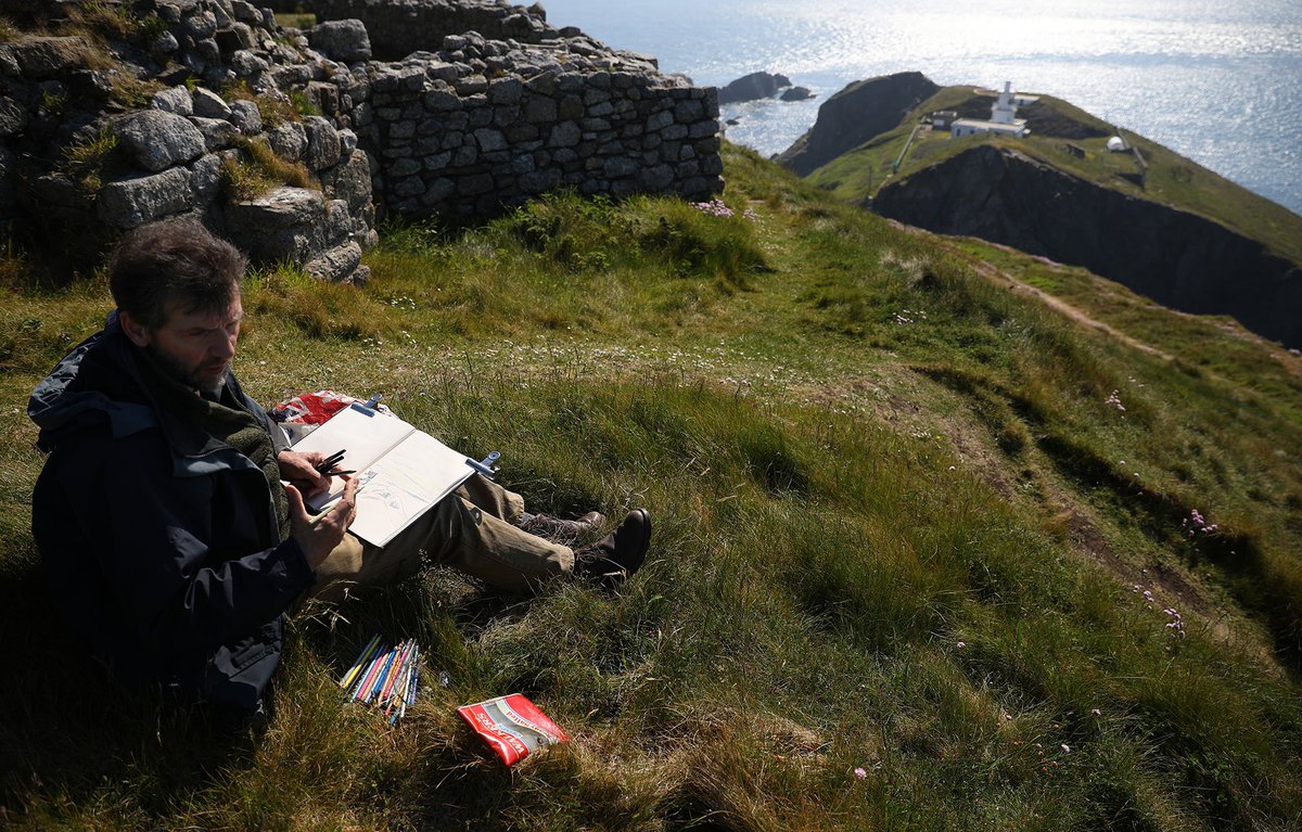 Landscape painter Lionel Playford is one the Cloud Appreciation Society’s 47,000 members. His work has value to climate scientists, including a group of young oceanographers whom he joined on a German icebreaker as an artist-in-residence https://reut.rs/2Yh6PPV