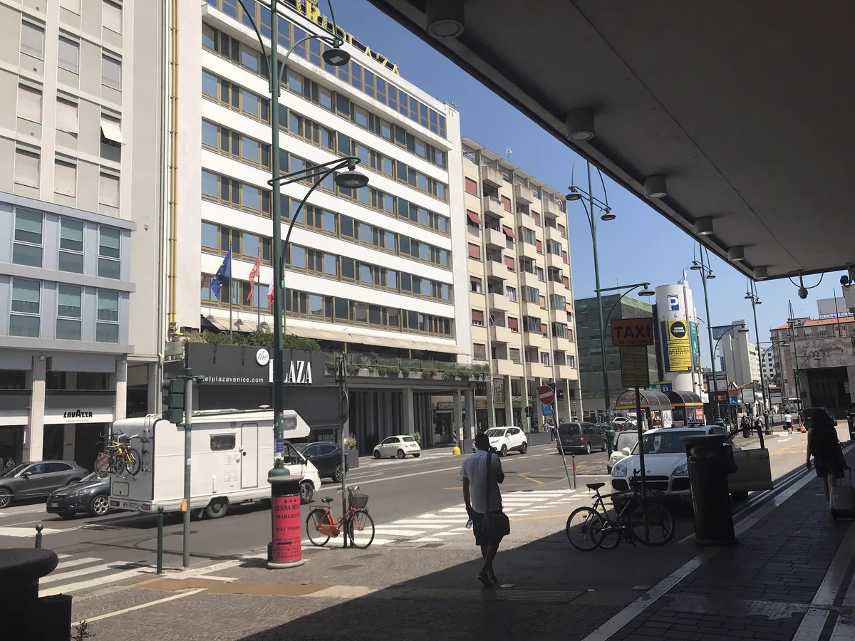 イタリアなのにまるで岡山！？日本っぽい駅に着きました