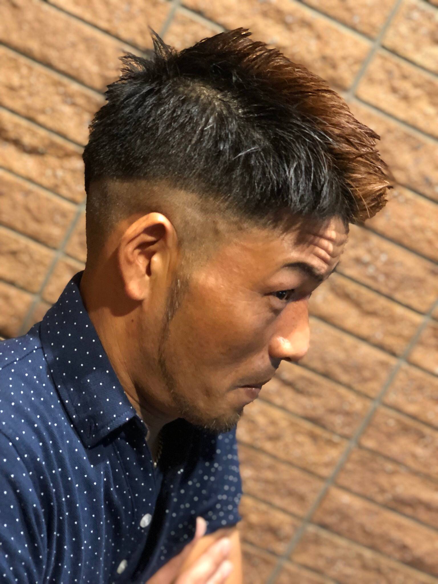 O Xrhsths メンズヘアカタ特集 インフィニィト新長田 Sto Twitter スタイル名 ベリーショートスタイル コメント 上まで刈り上げてますが一番下に0 8ミリを入れてあえてラインを残して刈ってます 後ろのvラインがネイマールを思い出しますね 神戸 理容室 O Xrhsths メンズヘアカタ特集 インフィニィト新長田 Sto Twitter スタイル名 ベリーショートスタイル コメント 上まで刈り上げてますが一番下に0 8ミリを入れてあえてラインを残して刈ってます 後ろのvラインがネイマールを思い出しますね 神戸 理容室