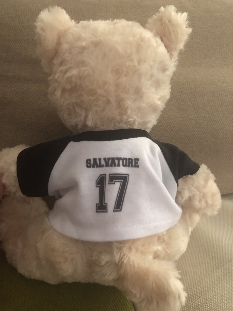 One of the cutest gifts I’ve ever received 😍 thank you <a href="/divadi52/">divadi</a> for thinking of me &amp; for wanting to make my con experience special. You’re so unbelievably sweet &amp; I appreciate this gesture so much. God bless you &amp; your beautiful soul ❤️