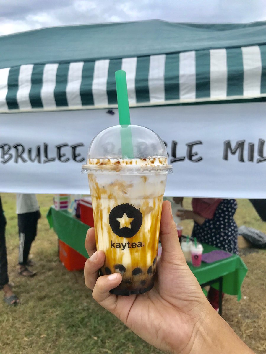 TheEcahs's tweet photo. Hello twitterians. Bubble milk tea ni serius sedap. Paling sedap boba milk caramel & boba milk rose okay. You gais should try this one.
Lokasi : hadapan mini stadium UMT, kuala terengganu.
#kaytea https://t.co/Wiqm5urkAF