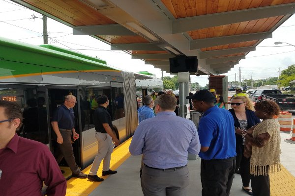 IndyGoBus's tweet image. IndyGo's Red Line BRT service will open on Labor Day! To support the opening, we're seeking volunteers to assist and educate riders at Red Line stops throughout the launch week. 

If you are interested in volunteering, please take this survey. ---&amp;gt; bit.ly/2Ohbth6