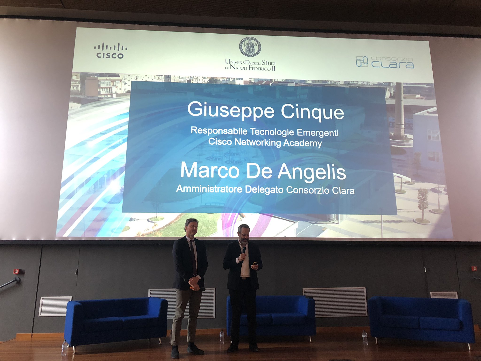 Gianna Li Calzi G5 Cisco Insieme Al Consorzio Clara Ha Curato La Didattica Del Corso Del Ciscodtlab Ci Racconta Com Era Il Digitale Anni Fa Quando E Stata Aperta La