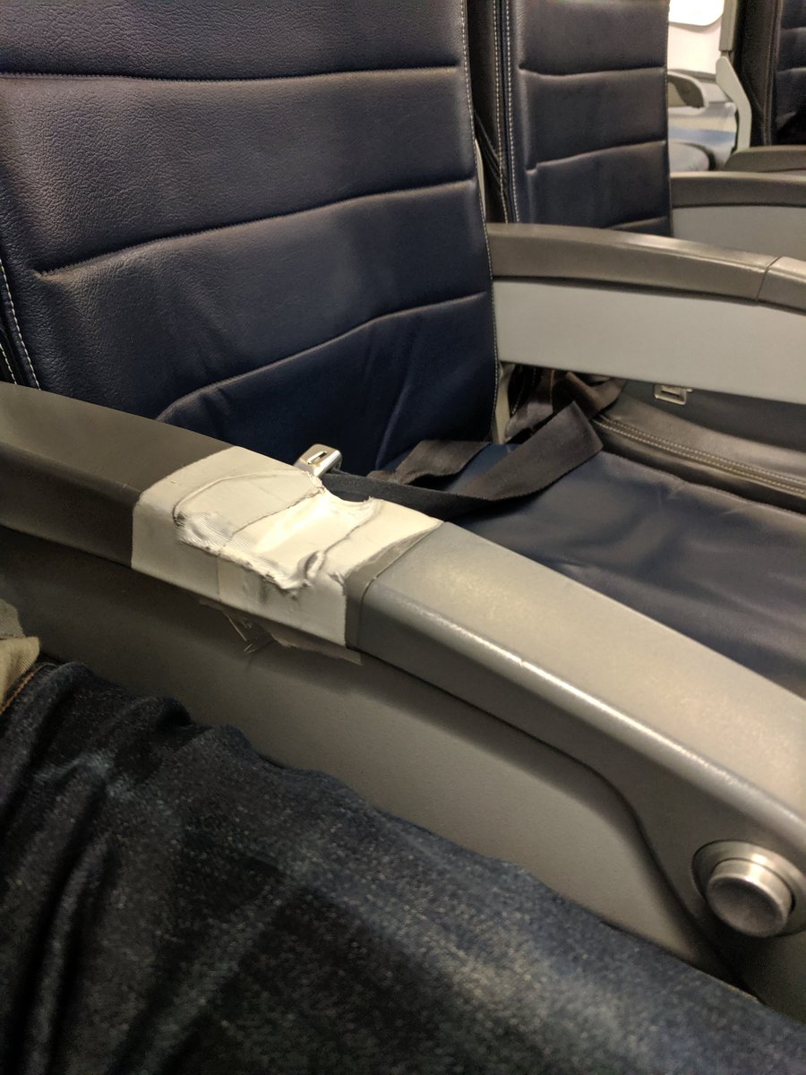 Harrij4's tweet photo. This should be a comfy spot to put my elbow for the next 5hrs.  Well played @united https://t.co/gIGWKnHVUD