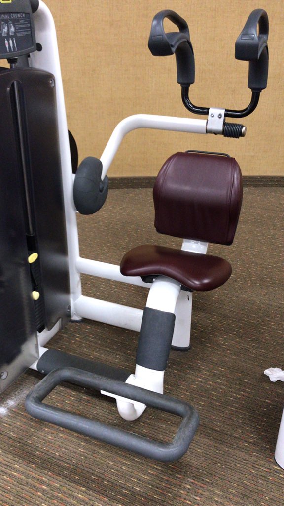 Plasticsdoc's tweet image. So your doing the ab machine but you still aren’t seeing the results. Maybe it’s time for a liposuction consult. 952-925-1111