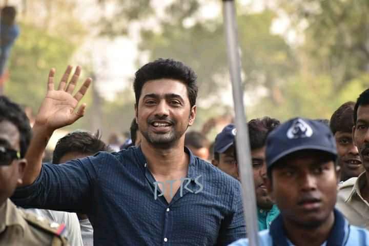 TeamRockstarDev's tweet photo. ক্ষমতা মানে মানুষকে "কন্ট্রোল" করা নয় ,মানুষের কাছে থেকে আমি আছি এটা বলা........🙋‍♂️💘💘 @idevadhikari https://t.co/YVLp3UDidQ