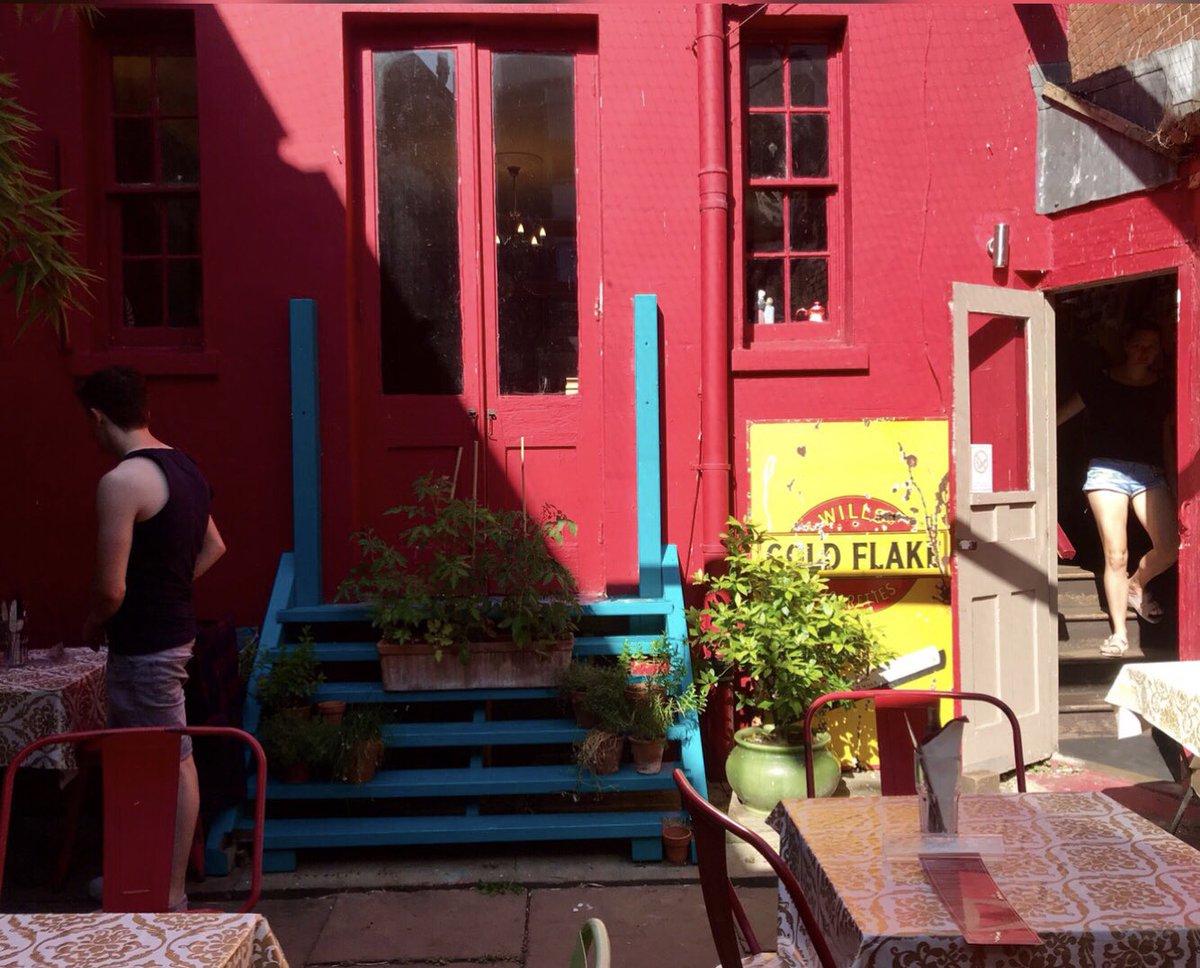 silvercitizen1's tweet photo. BoHo cafe patio area... https://t.co/pHGAyAFmWA
