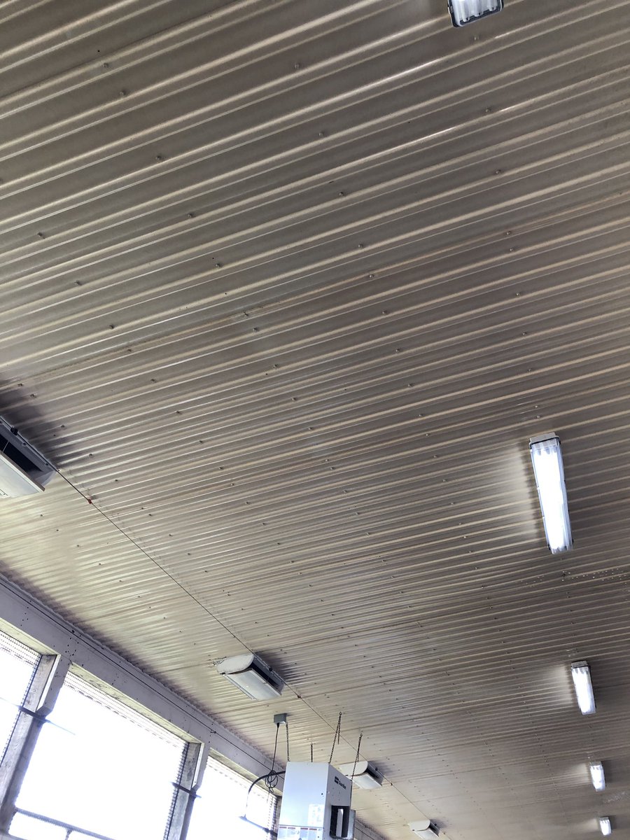 A big ✔️ off the spring cleaning list! (even though it’s a little late)